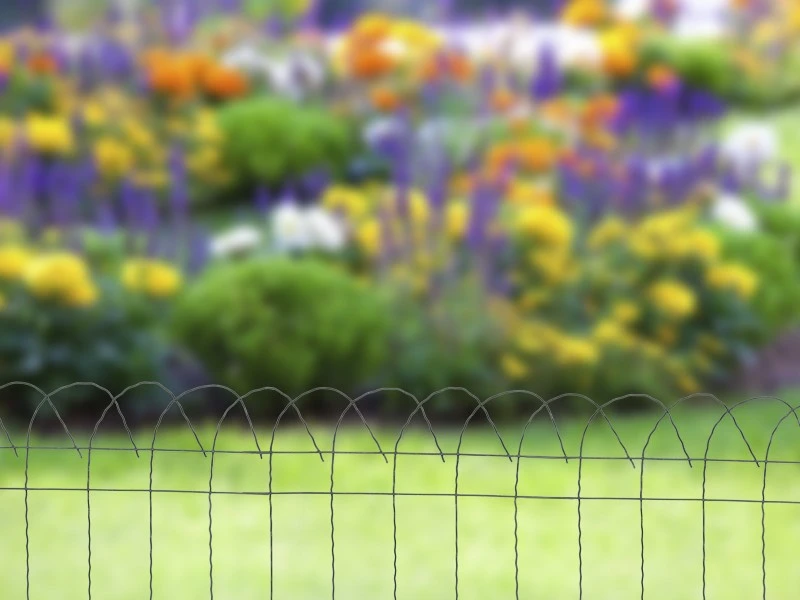 Green border welded edge fencing Green border welded edge fencing